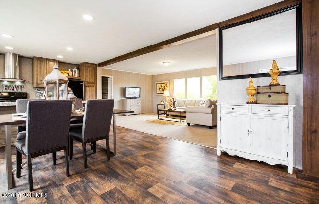 9817 Ridge Road Northeast Navassa, NC 28451 - Photo 4 of 17 15