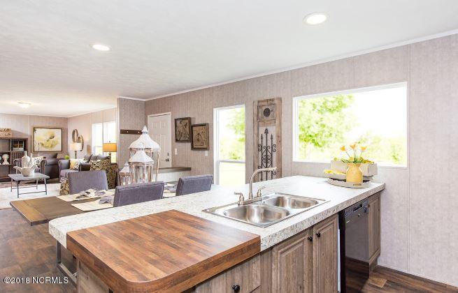 9817 Ridge Road Northeast Navassa, NC 28451 - Photo 9 of 17 9