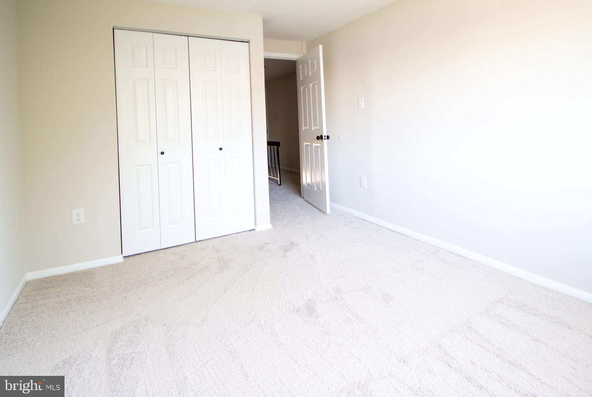 284 North Cottage Road Sterling, VA 20164 - Photo 13 of 29 Gallery Image 13