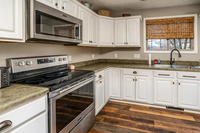 $319,900 | 3538 Bell Lane, Du Quoin, IL 62832