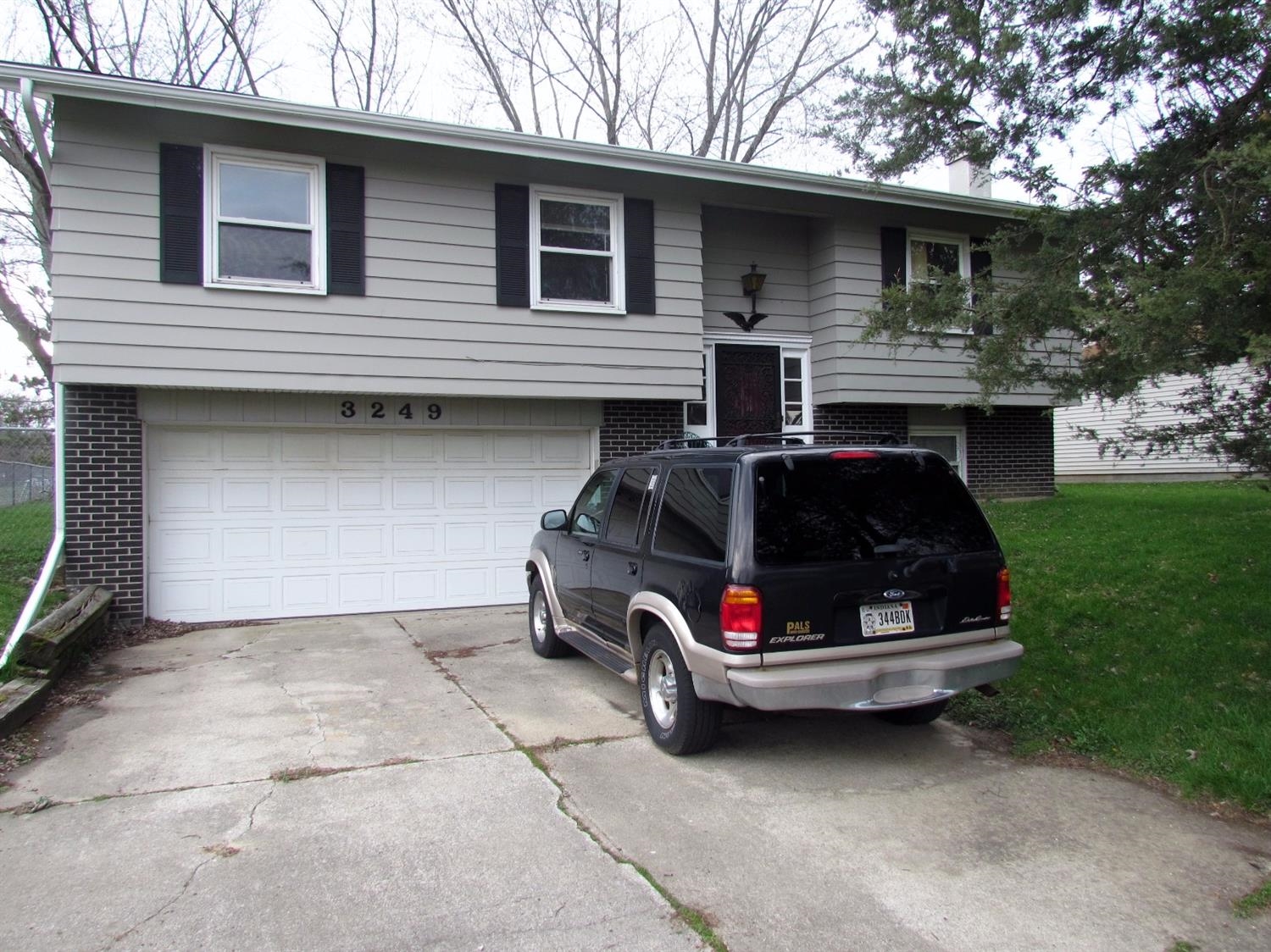 3249 Rustic Lane Crown Point, IN 46307 - Photo 1 of 9 1500x1124