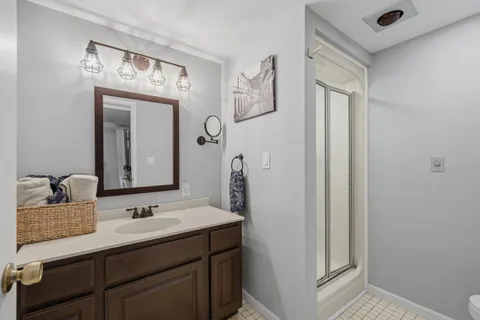 $825,000 | 860 Trails End Drive, Fontana, WI 53125