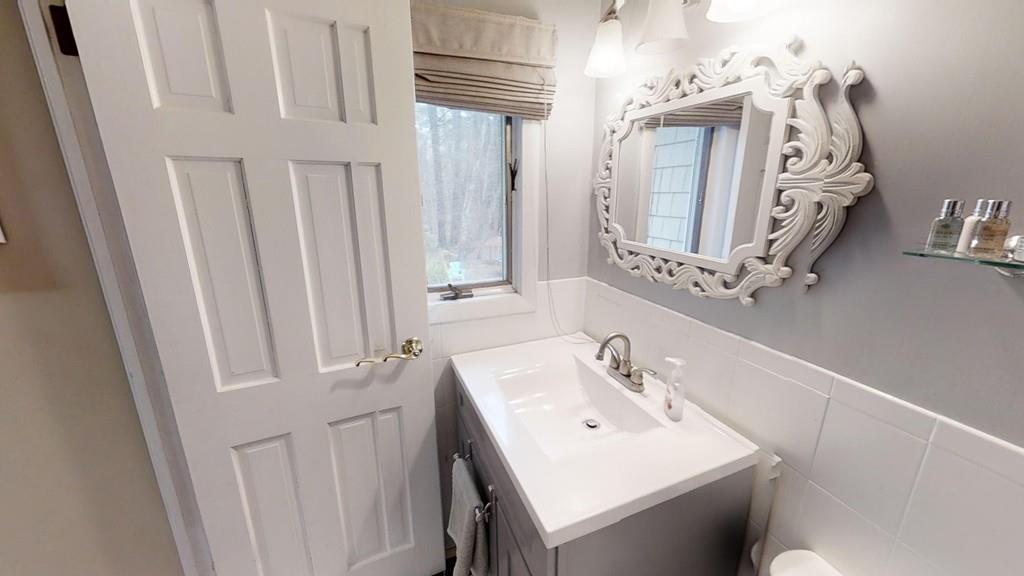 70 Plymouth Road Hanover, MA 02339 - Photo 17 of 23 Gallery Image 17