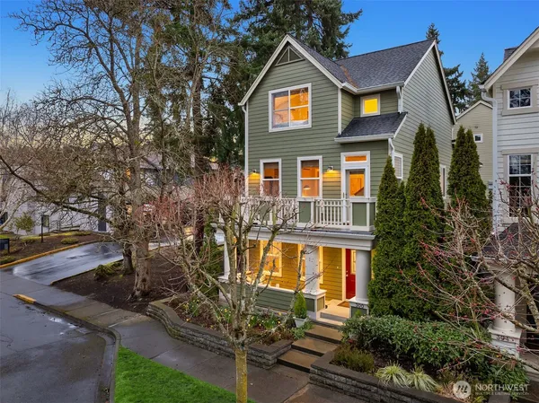 $798,000 | 300 Wyatt Way Northeast, Unit 1, Bainbridge Island, WA 98110