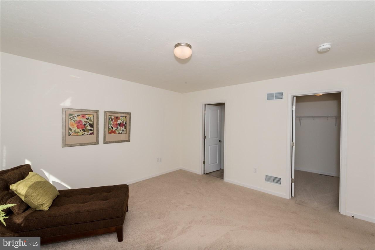 925 Friar Run, Unit 2 Hanover, PA 17331 - Photo 13 of 17 Gallery Image 13