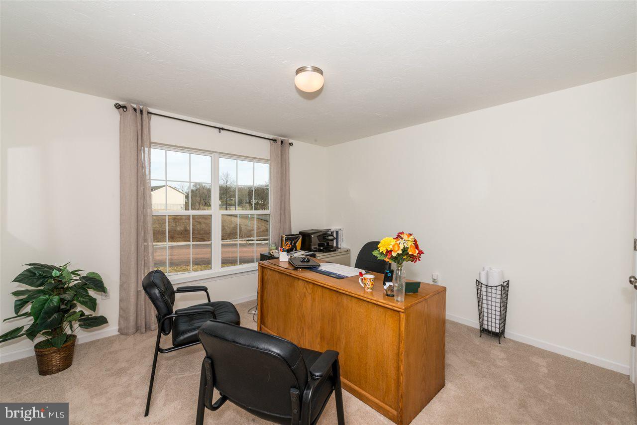 925 Friar Run, Unit 2 Hanover, PA 17331 - Photo 16 of 17 Gallery Image 16