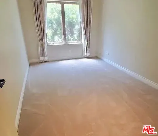 $4,195 | 1135 South Shenandoah Street, Unit 2A, Los Angeles, CA 90035