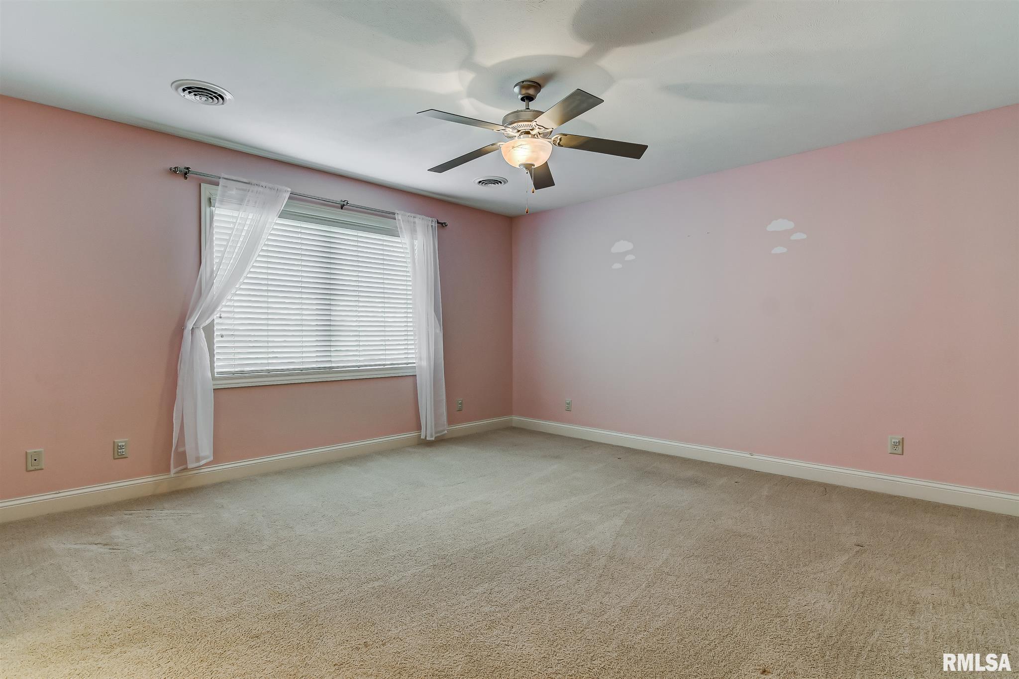 324 Grindstone Road Chatham, IL 62629 - Photo 29 of 49 Gallery Image 29