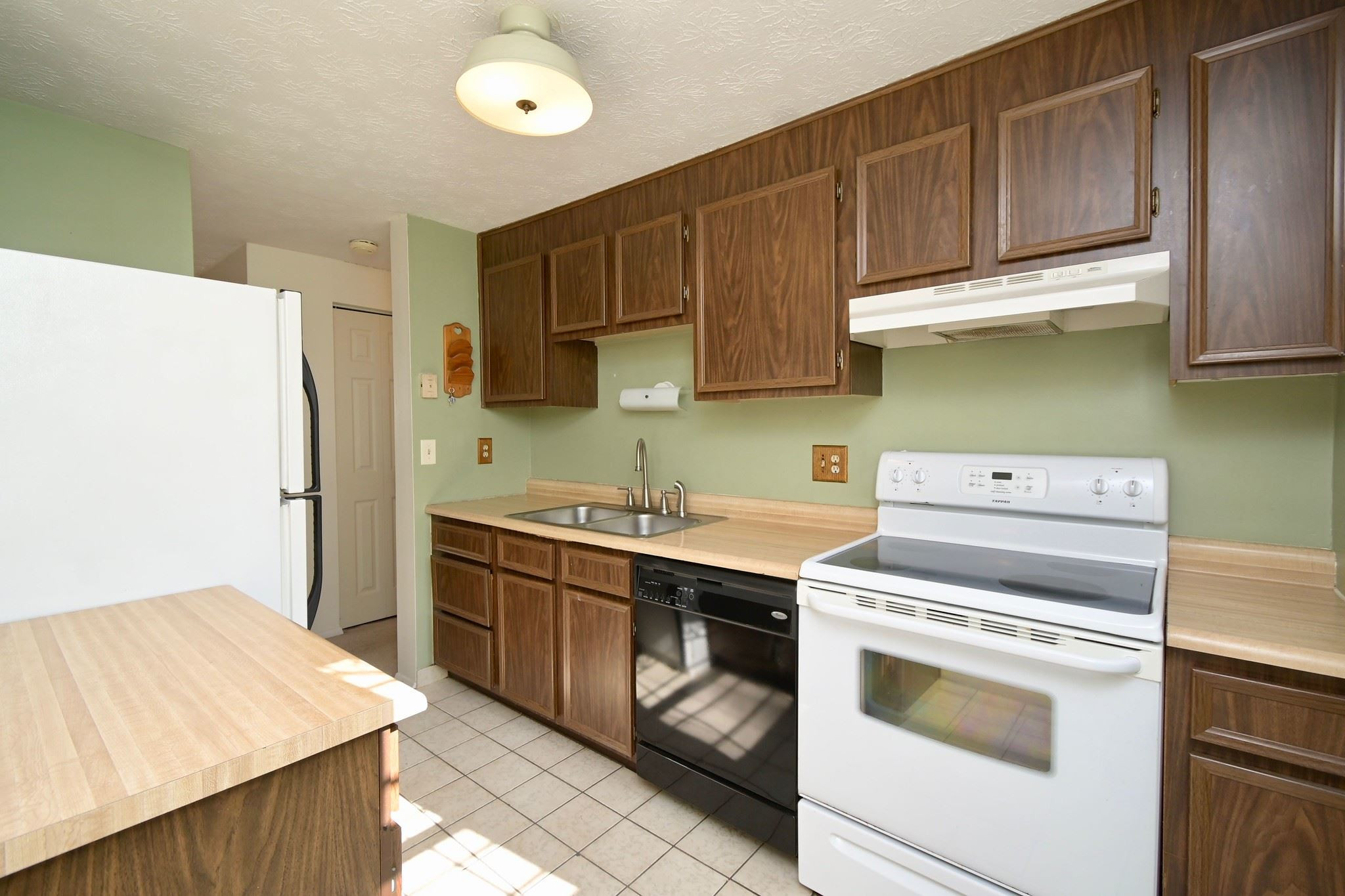 3505 Ridgewood Drive Erlanger, KY 41018 - Photo 8 of 25 Gallery Image 8