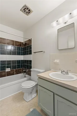 $59,000 | 5310 Godfrey Road, Unit 14, Godfrey, IL 62035