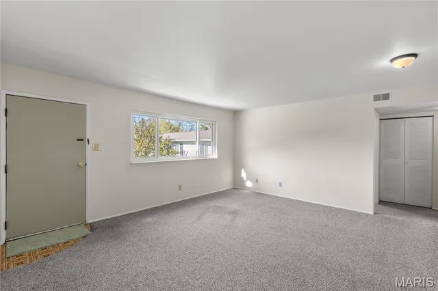 $59,000 | 5310 Godfrey Road, Unit 14, Godfrey, IL 62035