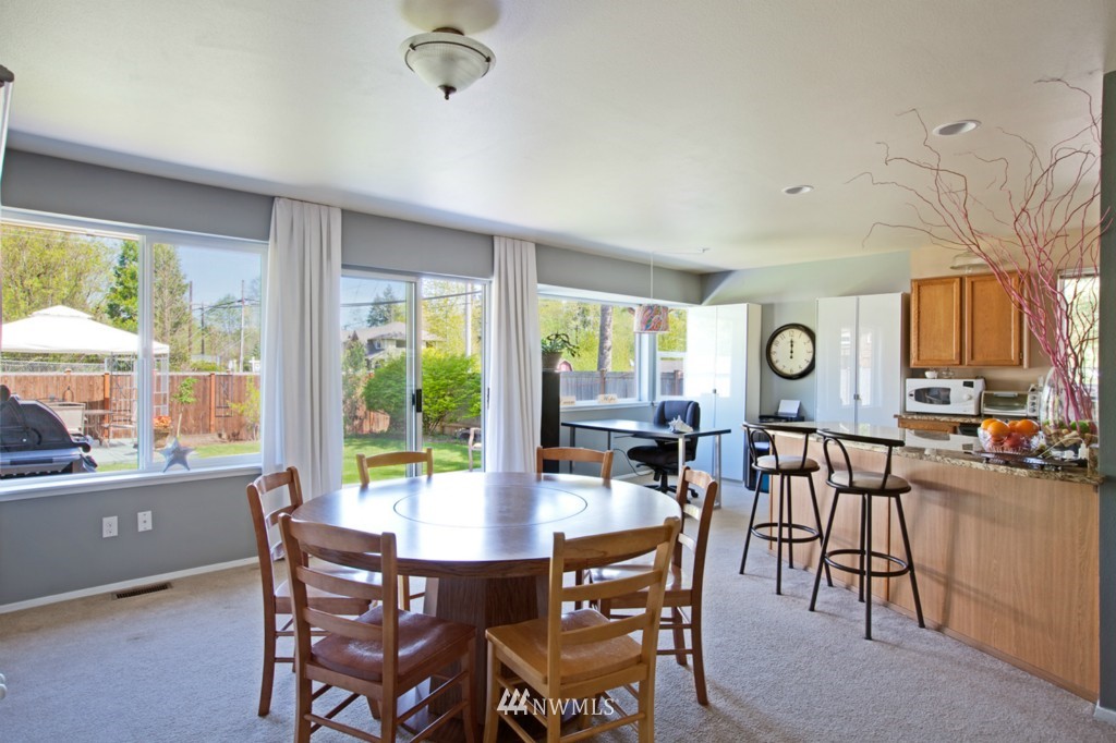 821 213th Street Southeast Bothell, WA 98021 - Photo 3 of 7