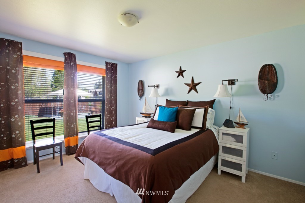 821 213th Street Southeast Bothell, WA 98021 - Photo 5 of 7