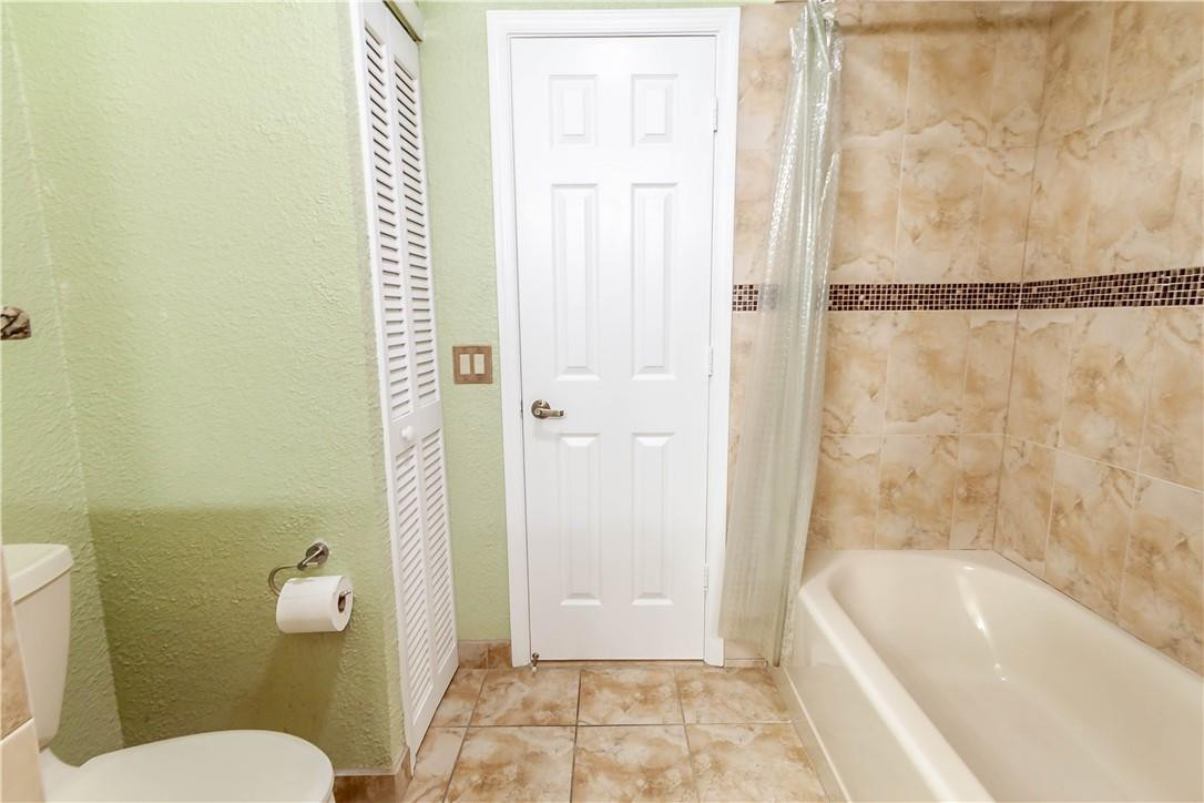 15861 Huntridge Road Davie, FL 33331 - Photo 16 of 31 Photo 16
