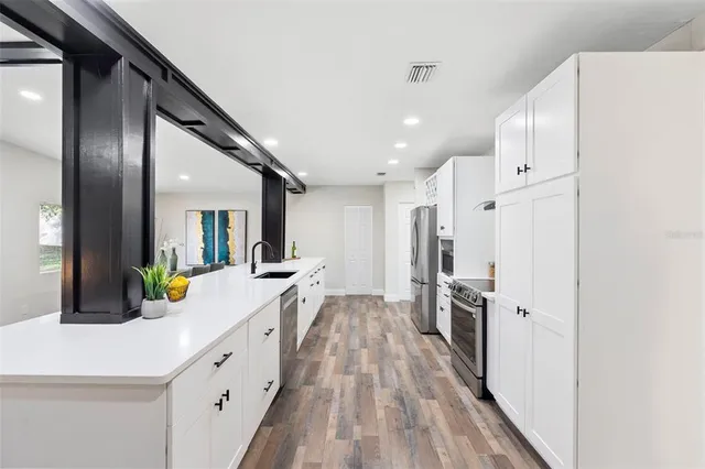 $570,000 | 505 Lake Shore Drive, Maitland, FL 32751