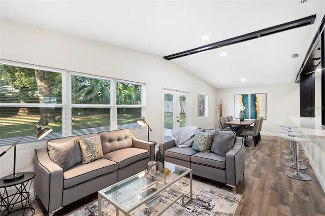 $570,000 | 505 Lake Shore Drive, Maitland, FL 32751