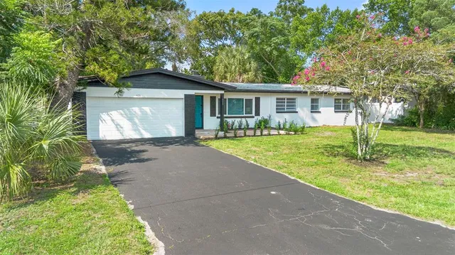 $570,000 | 505 Lake Shore Drive, Maitland, FL 32751