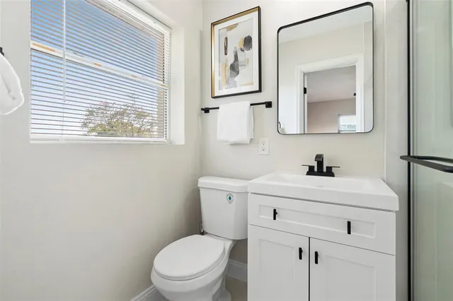 $570,000 | 505 Lake Shore Drive, Maitland, FL 32751