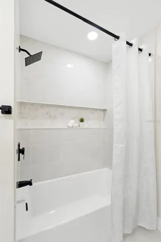 $570,000 | 505 Lake Shore Drive, Maitland, FL 32751