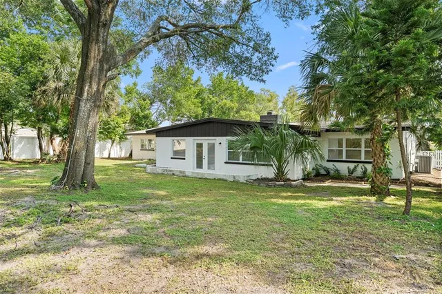 $570,000 | 505 Lake Shore Drive, Maitland, FL 32751