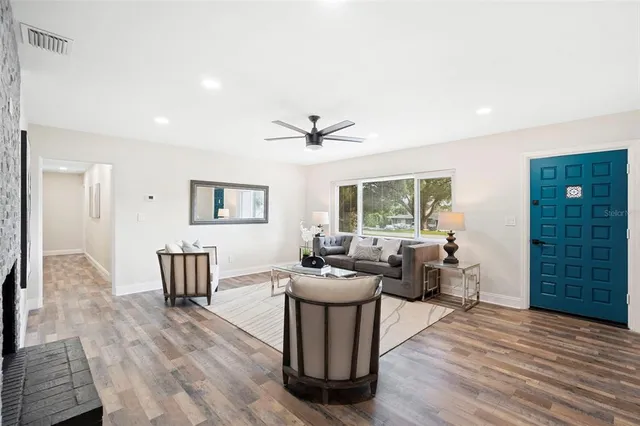 $570,000 | 505 Lake Shore Drive, Maitland, FL 32751