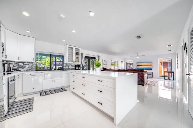 $4,800 | 14491 Autumn Avenue, Wellington, FL 33414