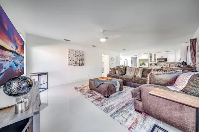 $4,800 | 14491 Autumn Avenue, Wellington, FL 33414