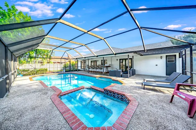 $4,800 | 14491 Autumn Avenue, Wellington, FL 33414