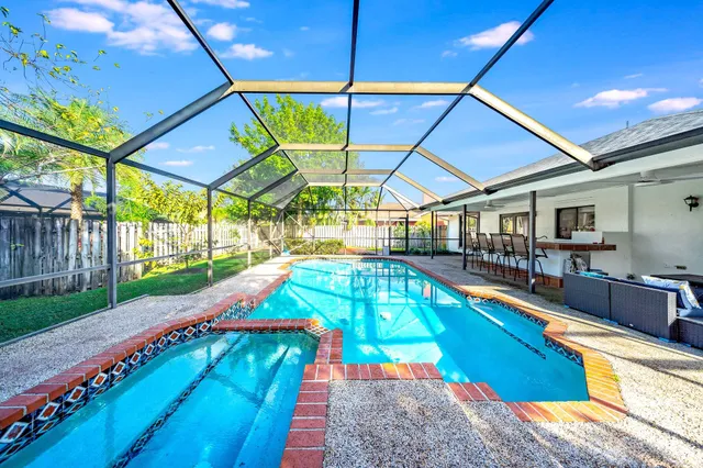 $4,800 | 14491 Autumn Avenue, Wellington, FL 33414