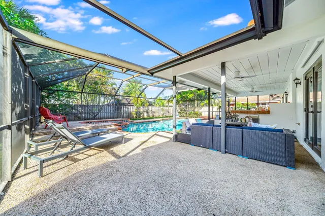 $4,800 | 14491 Autumn Avenue, Wellington, FL 33414