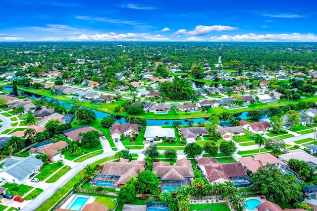 $4,800 | 14491 Autumn Avenue, Wellington, FL 33414