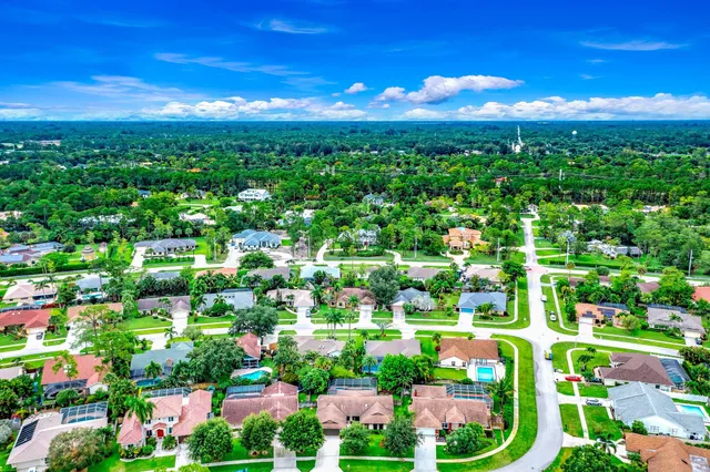 $4,800 | 14491 Autumn Avenue, Wellington, FL 33414