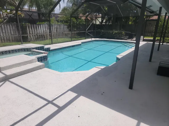 $4,800 | 14491 Autumn Avenue, Wellington, FL 33414