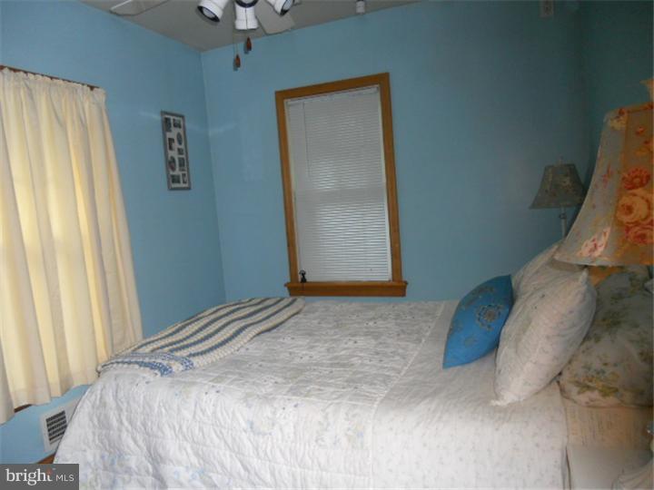 12 Grant Street Riverside, NJ 08075 - Photo 14 of 17