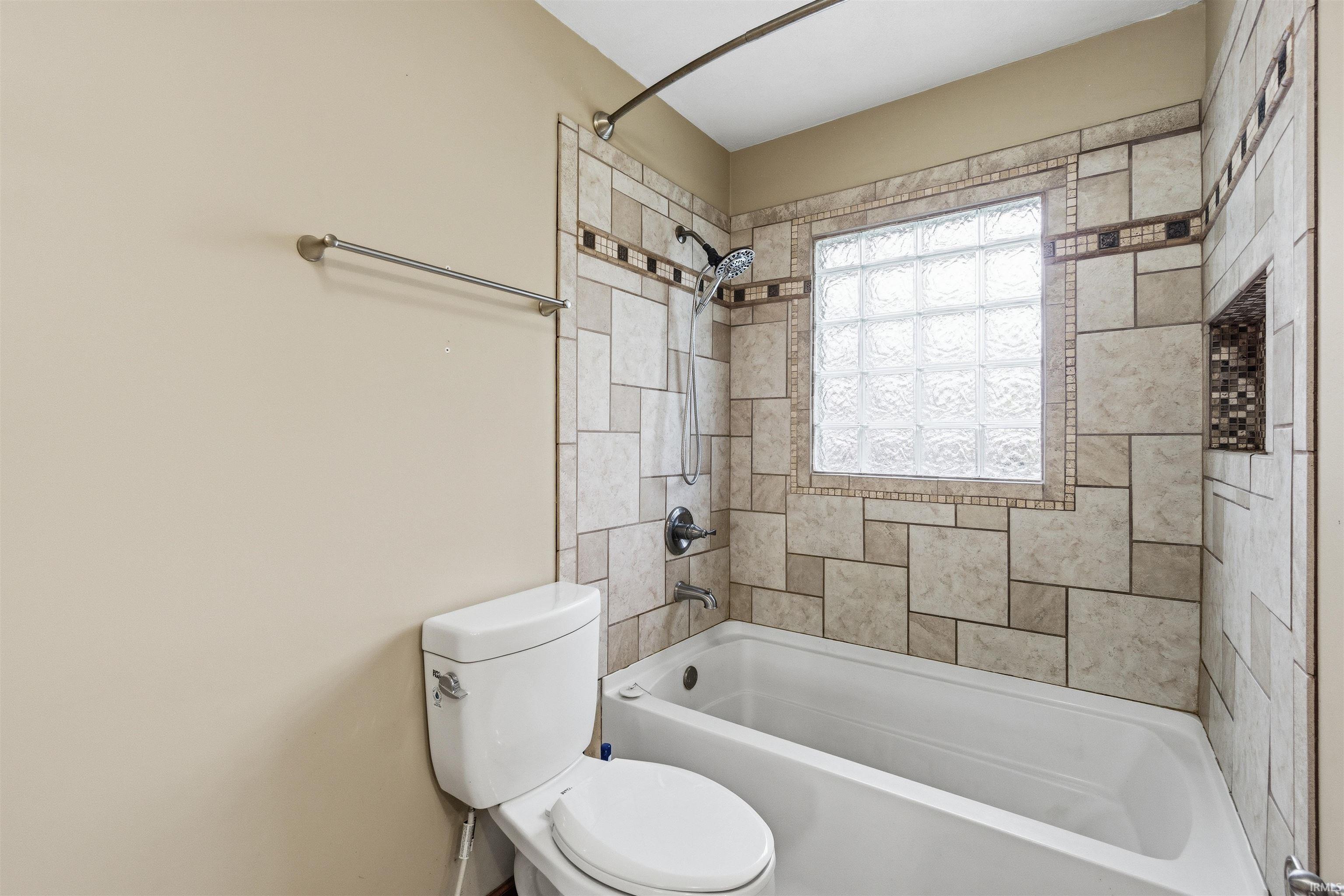 502 Allen Drive Sweetser, IN 46987 - Photo 26 of 36