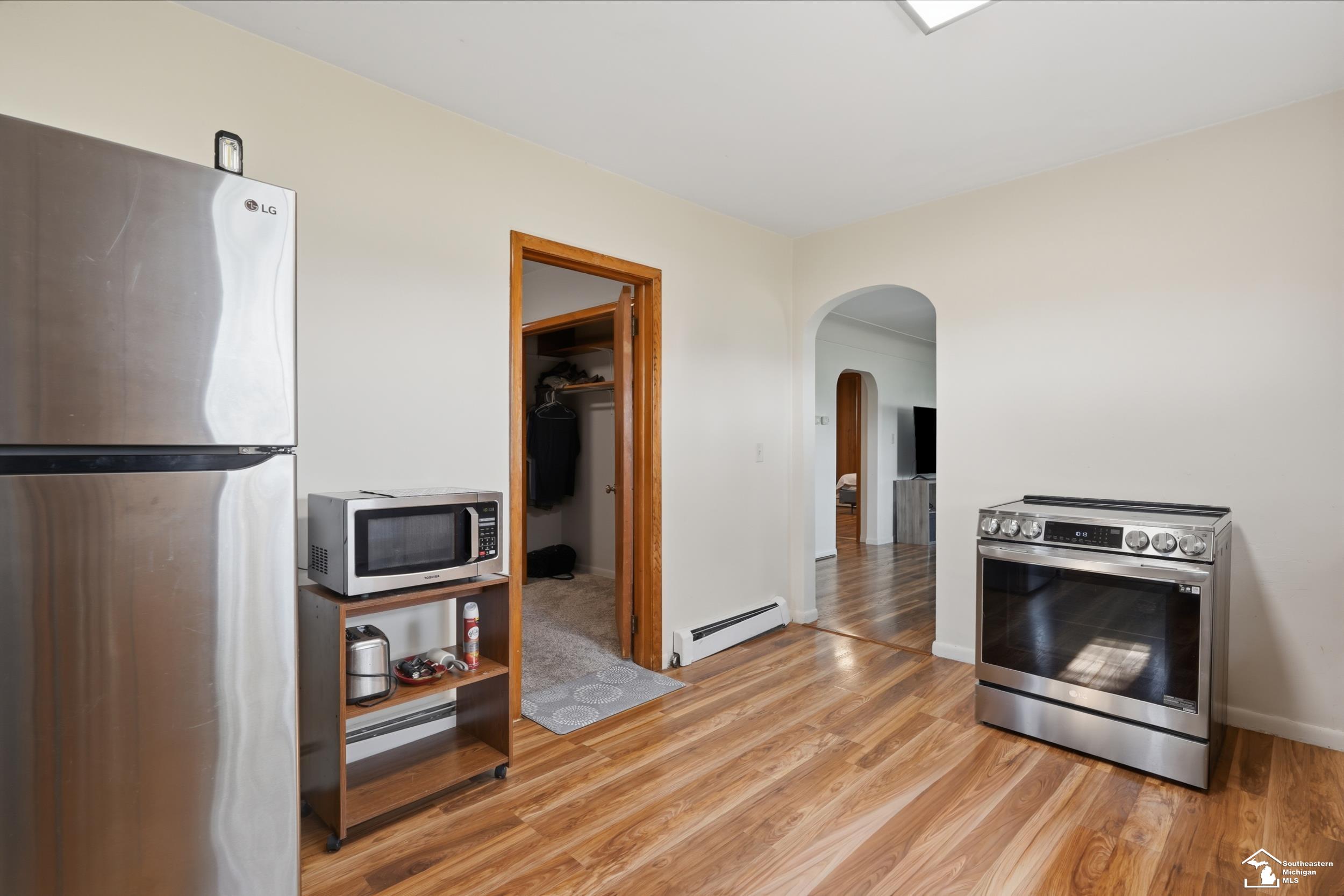 2870 Carleton Rockwood Road Carleton, MI 48117 - Photo 12 of 28
