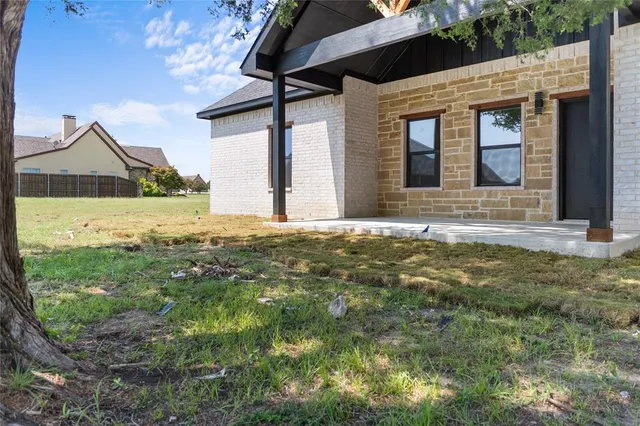 $630,000 | 2005 Cumberland Circle, Corsicana, TX 75110