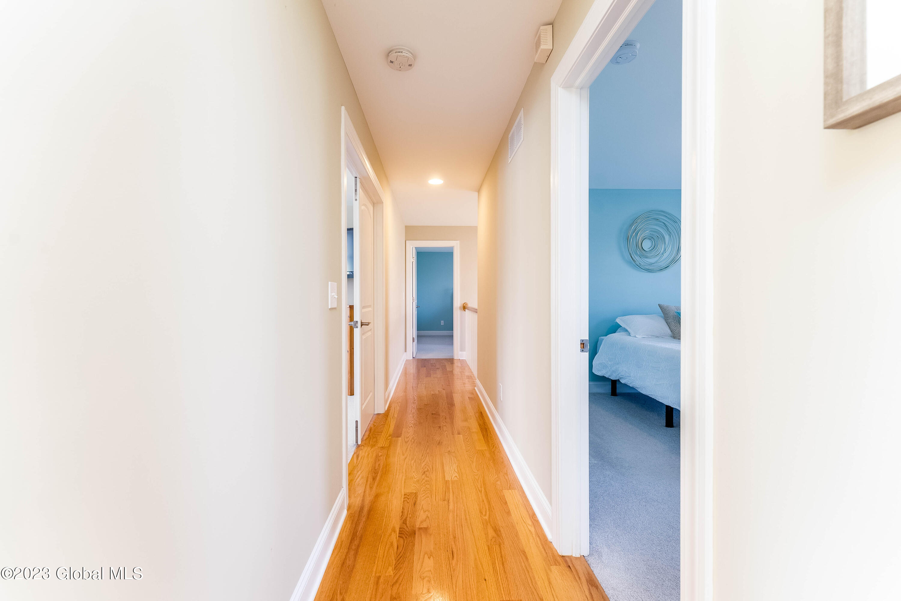 35 Charterpoint Road Colonie, NY 12189 - Photo 18 of 34 2nd floor hall