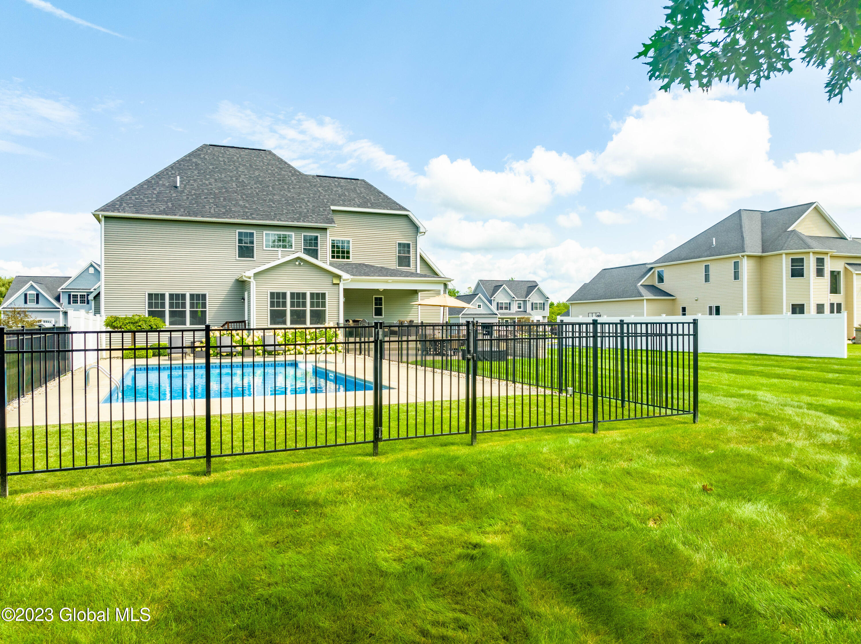 35 Charterpoint Road Colonie, NY 12189 - Photo 29 of 34 yard