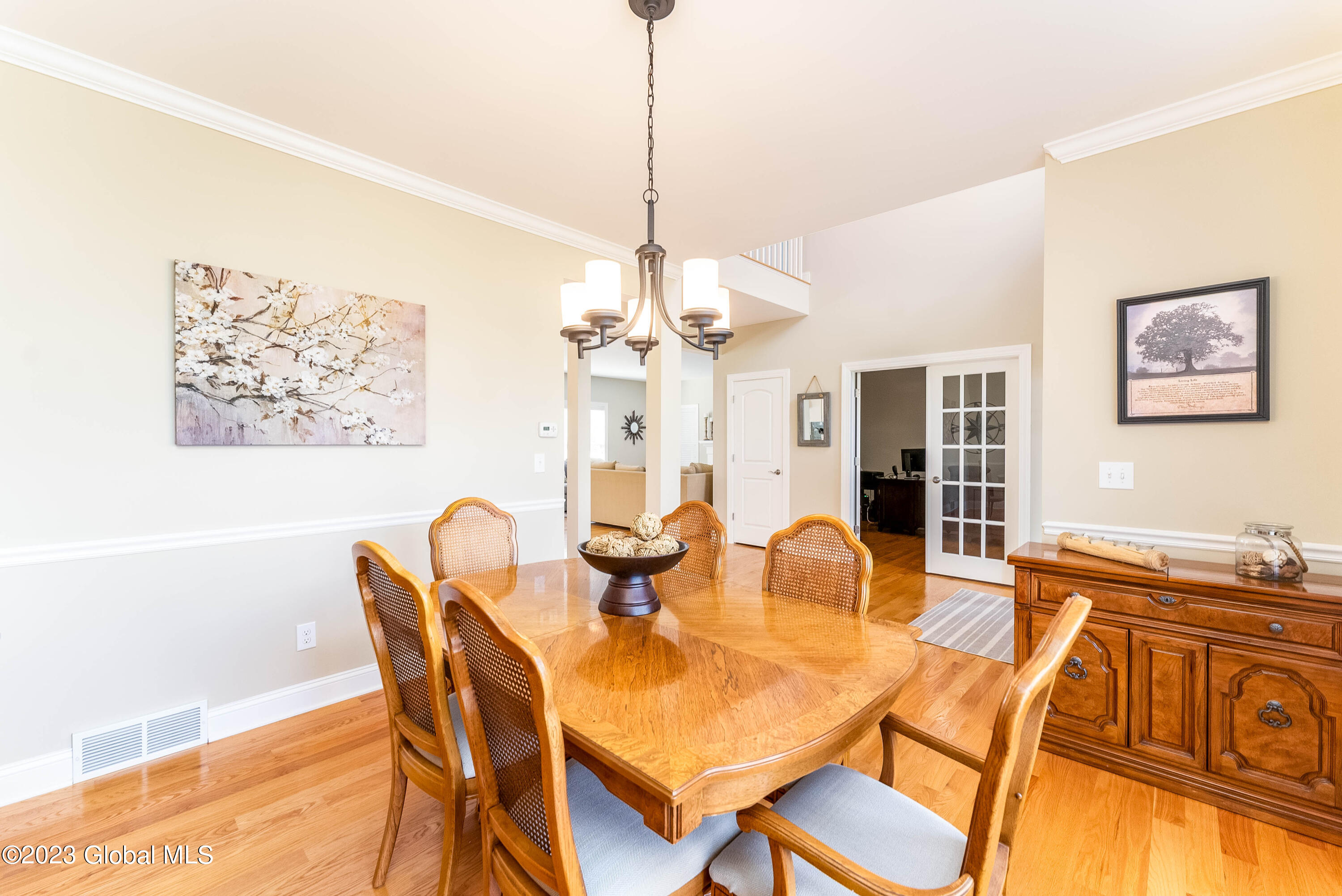 35 Charterpoint Road Colonie, NY 12189 - Photo 6 of 34 dining