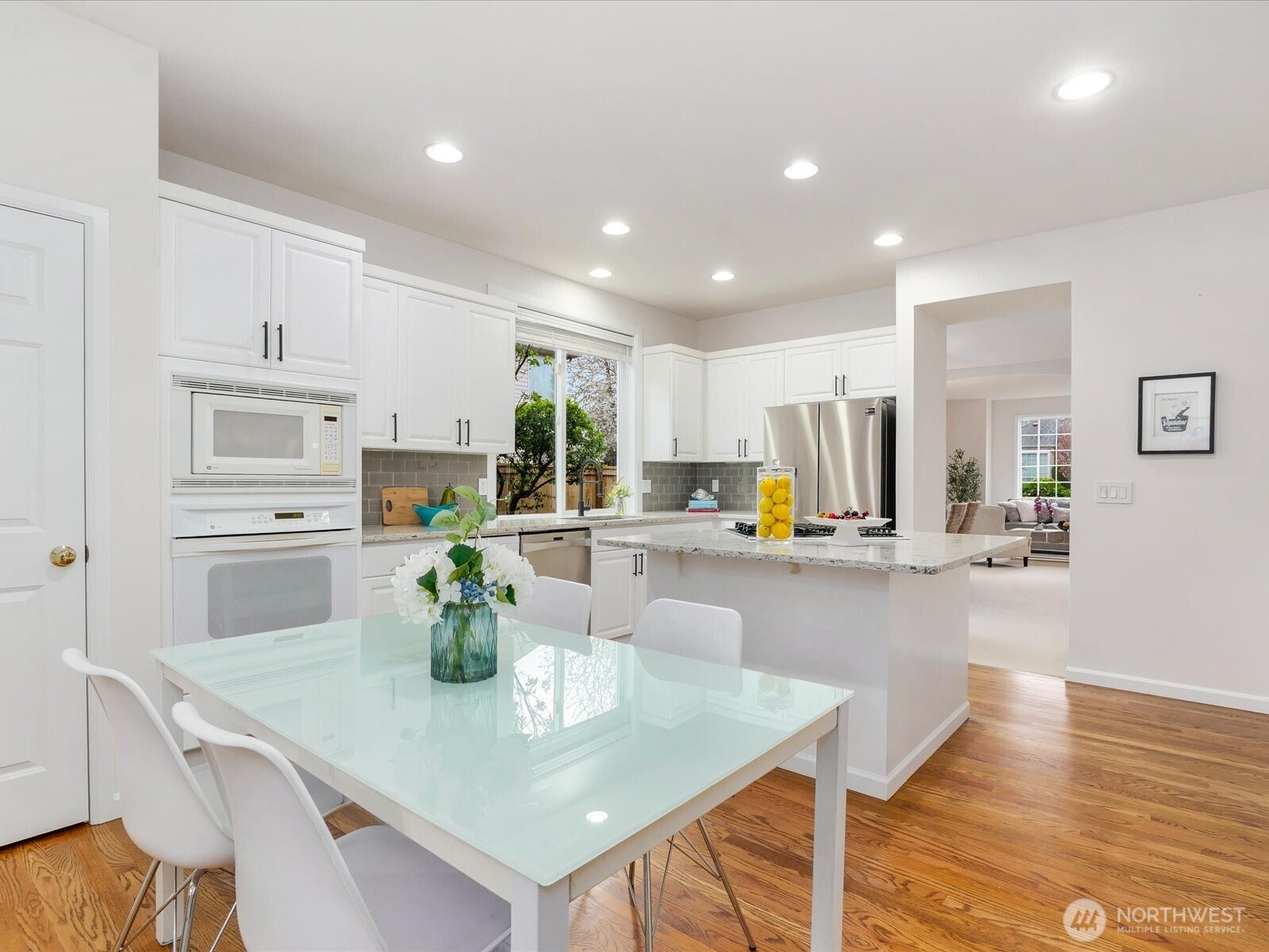 3928 208th Place Southeast Bothell, WA 98021 - Photo 7 of 39