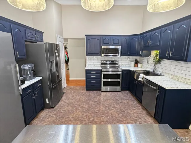 $445,000 | 725 Forestview Drive, Union, MO 63084