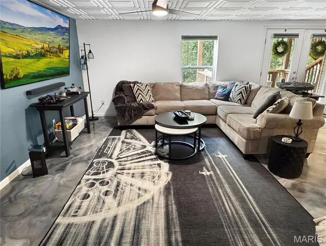 $445,000 | 725 Forestview Drive, Union, MO 63084