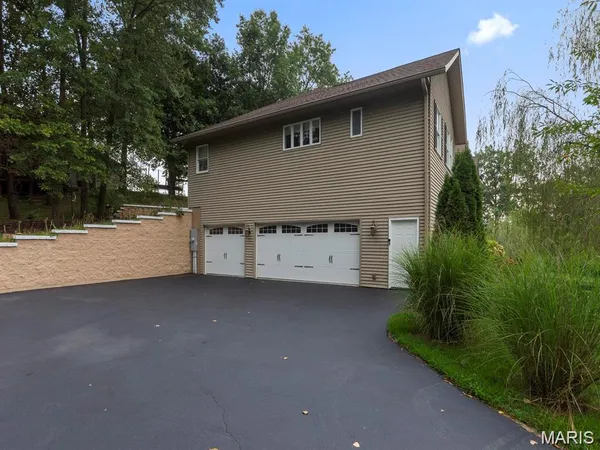 $2,900 | 205 Paul Place, Lebanon, IL 62254