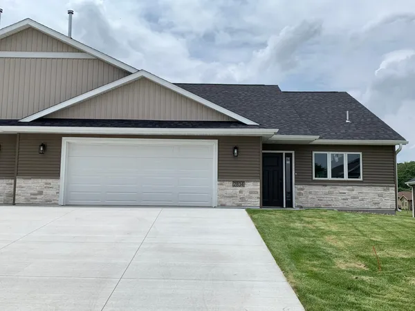 $376,500 | 2834 Meadowview Lane Northeast, Owatonna, MN 55060