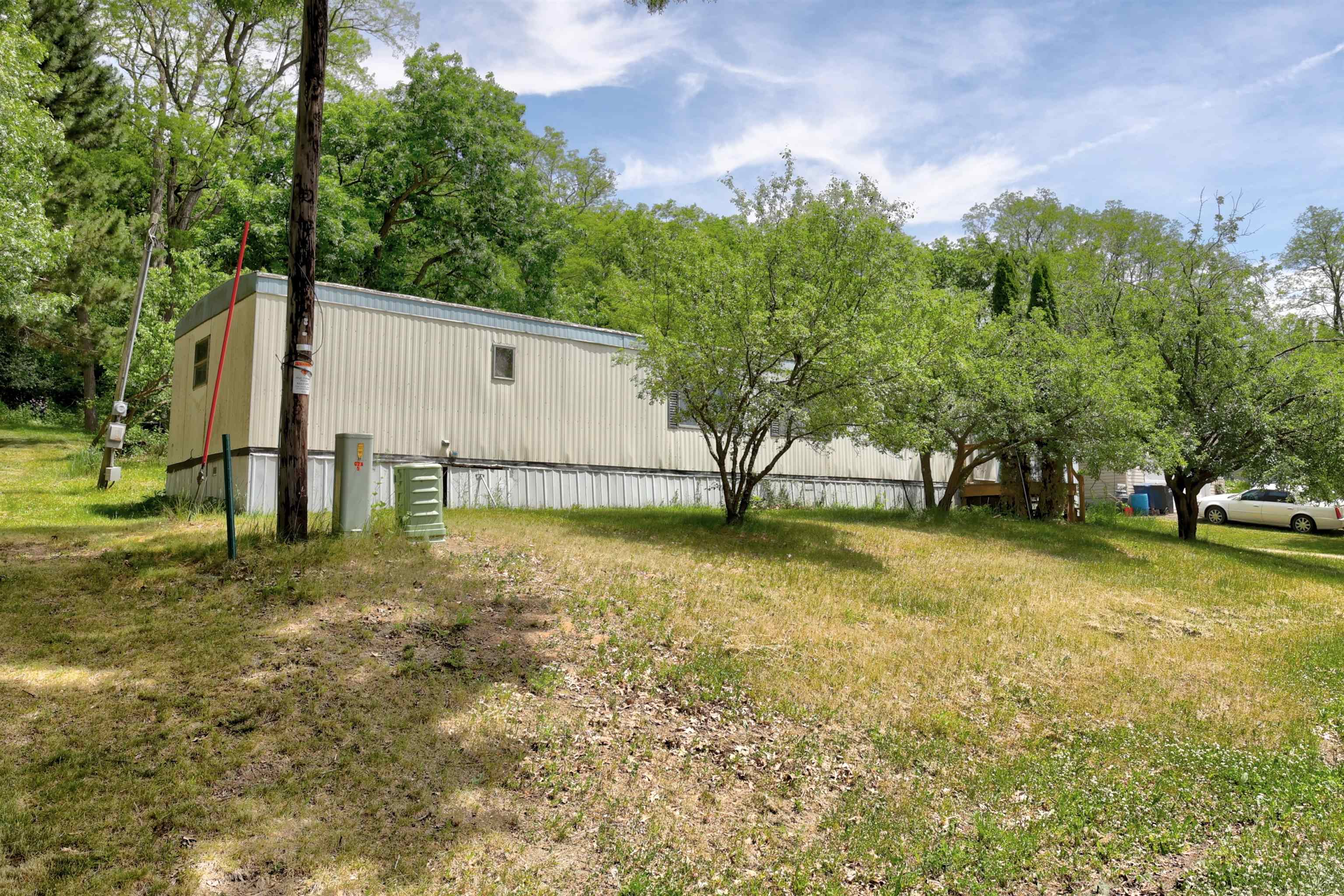 314 Railroad Street Rio, WI 53960 - Photo 5 of 14