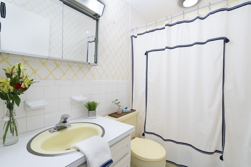 121 Satucket Road Brewster, MA 02631 - Photo 17 of 26 Gallery Image 17
