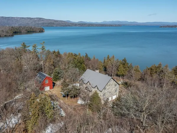 $1,650,000 | 280 Hawkins Bay Lane, Ferrisburgh, VT 05456