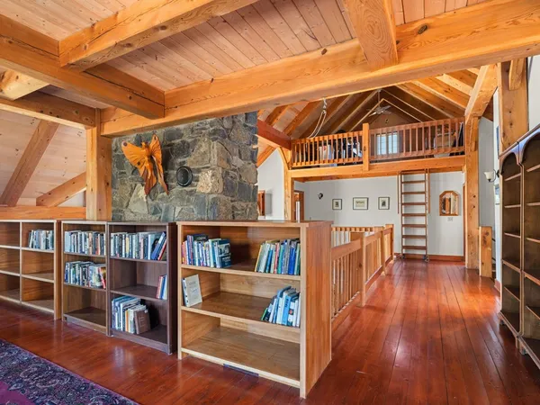 $1,650,000 | 280 Hawkins Bay Lane, Ferrisburgh, VT 05456