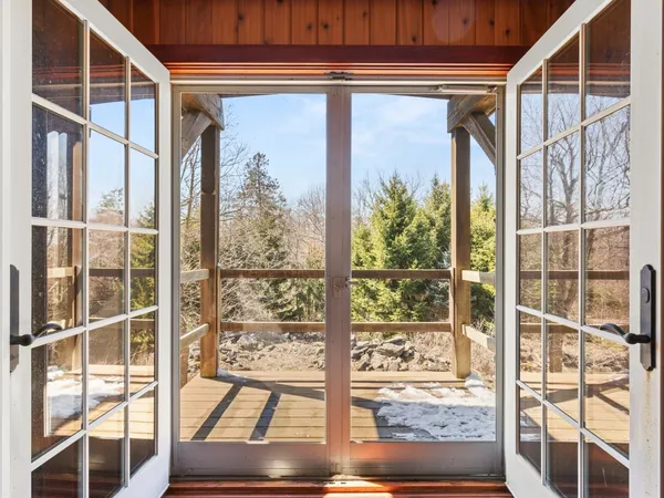 $1,650,000 | 280 Hawkins Bay Lane, Ferrisburgh, VT 05456